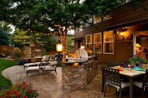 backyard-outdoor-living-built-in-grill-fireplace-stamped-concrete-patio-american-design-landscape_9963