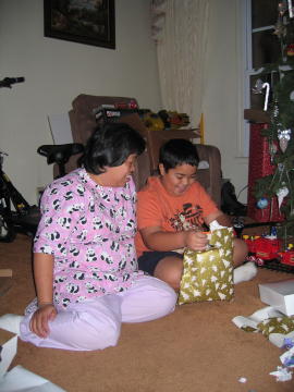 Christmasparty2006 050