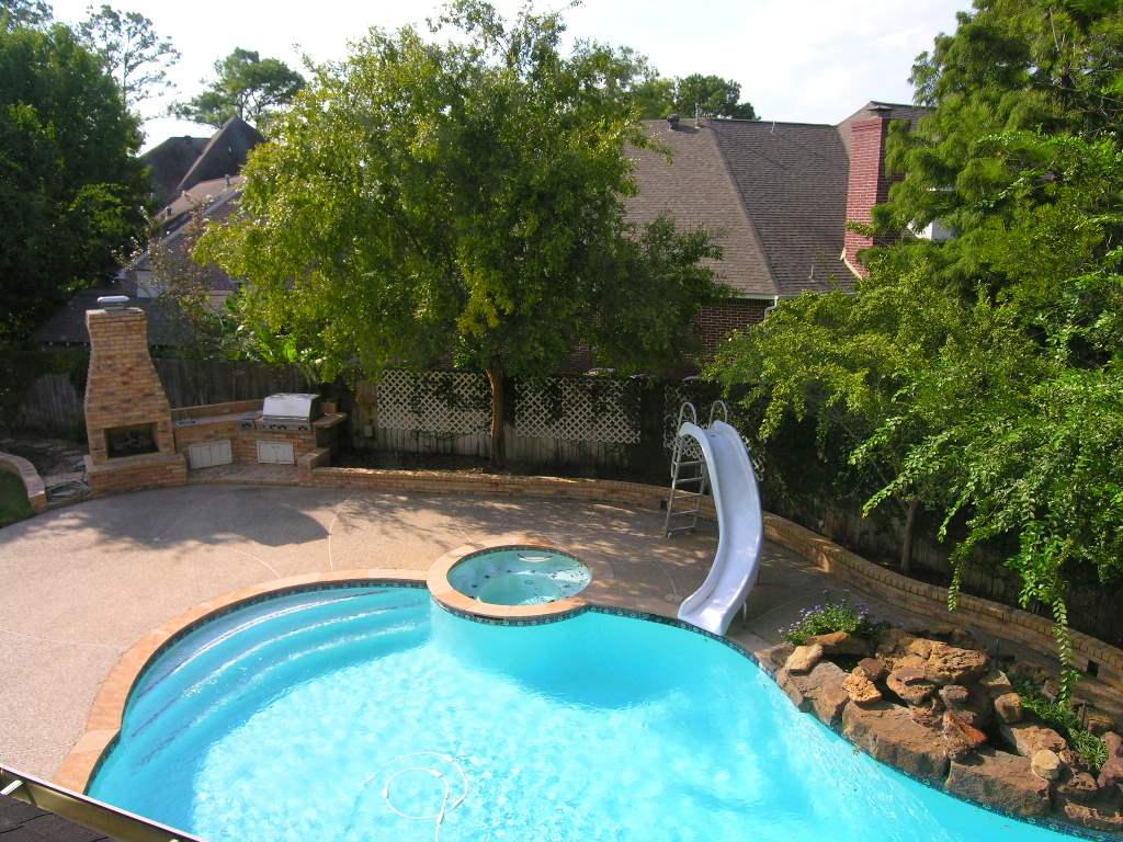 b2%20pool%20from%20high